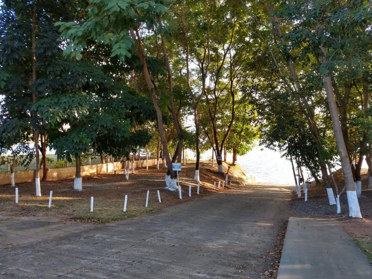 Enseada Nautico Apart Flat I Vista Para O Lago Corumba Caldas Novas Eksteriør billede
